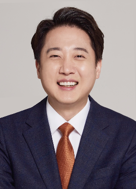 이준석